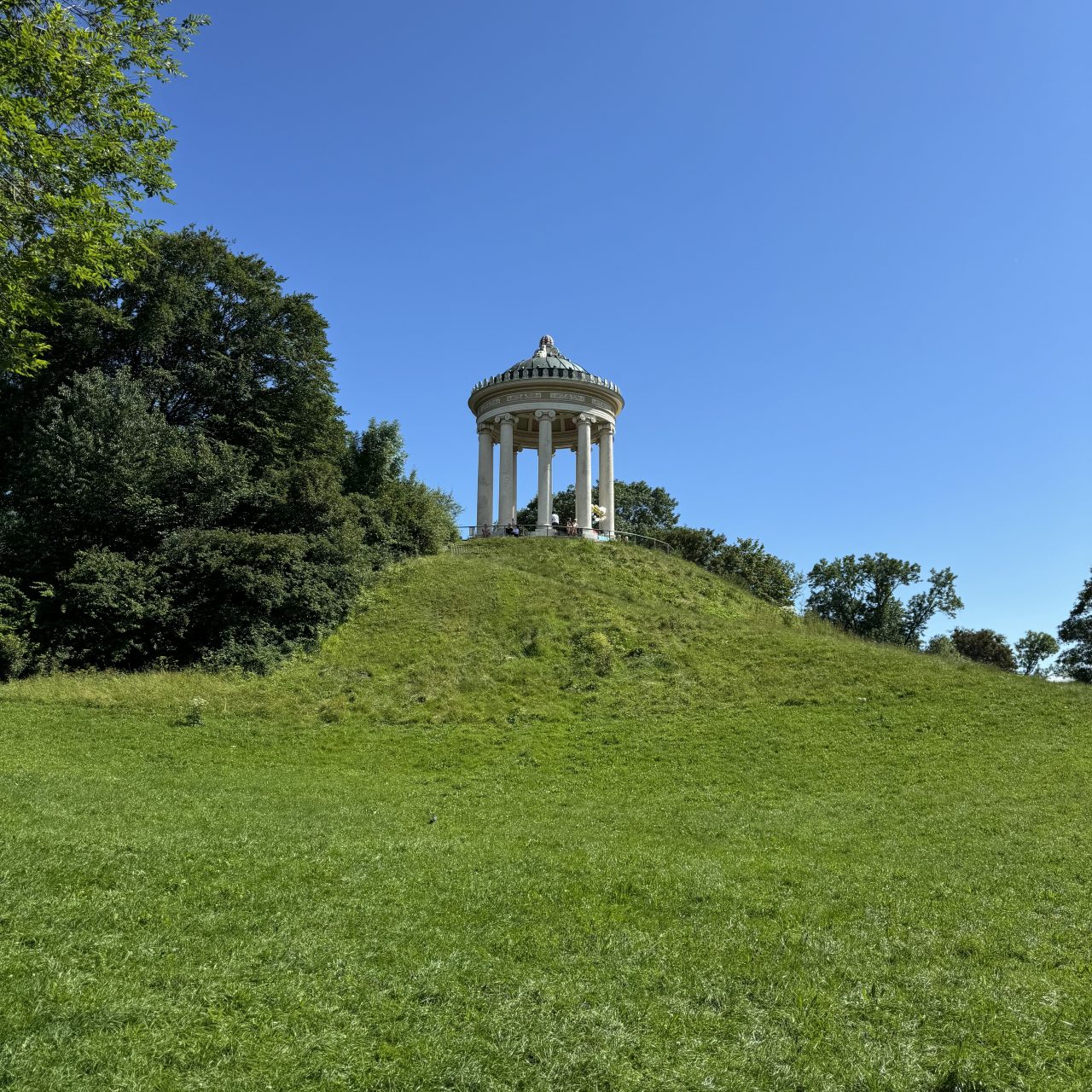 What makes the English Gardens diverse?